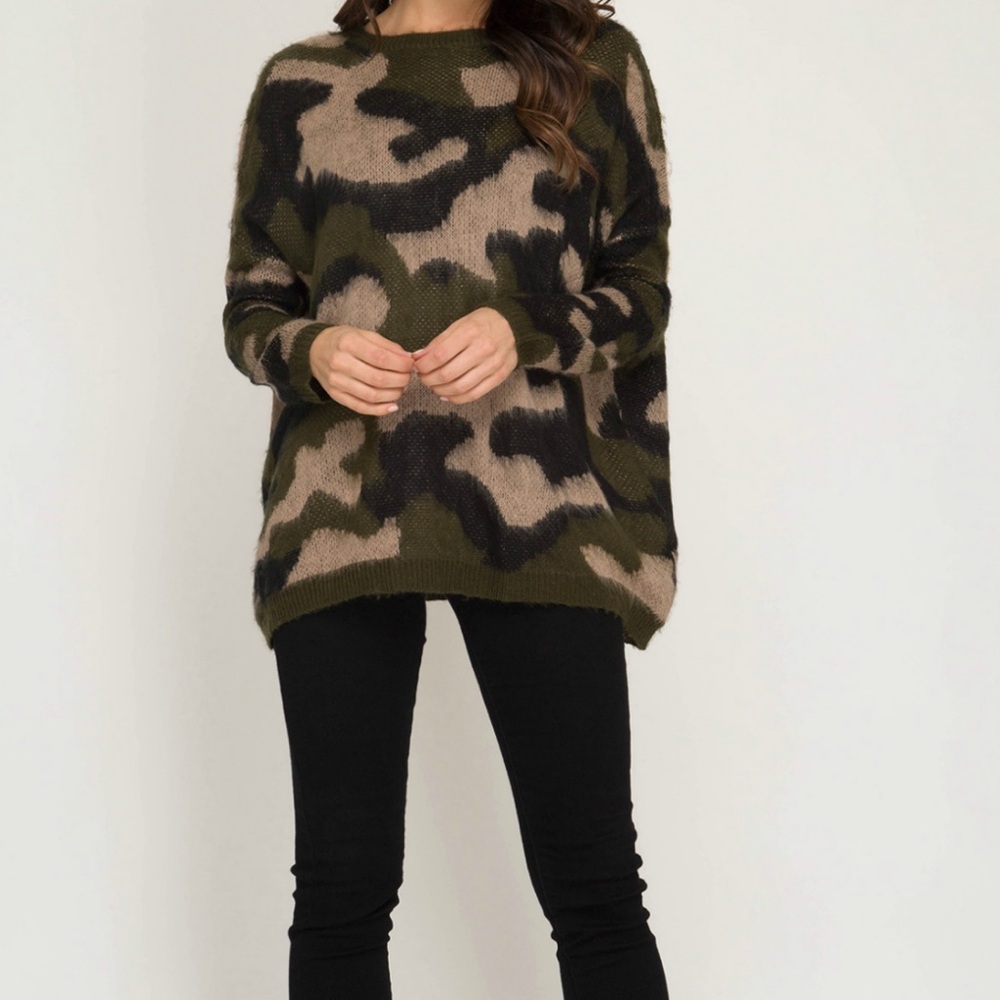 NWT She and Sky camo fuzzy pullover sweater